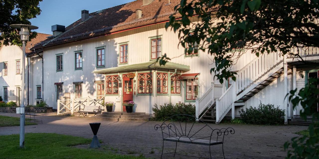 Tva Skyttlar Hotel Orby Exterior photo